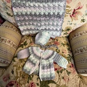 Grey and white babe layette with Dalmatian button